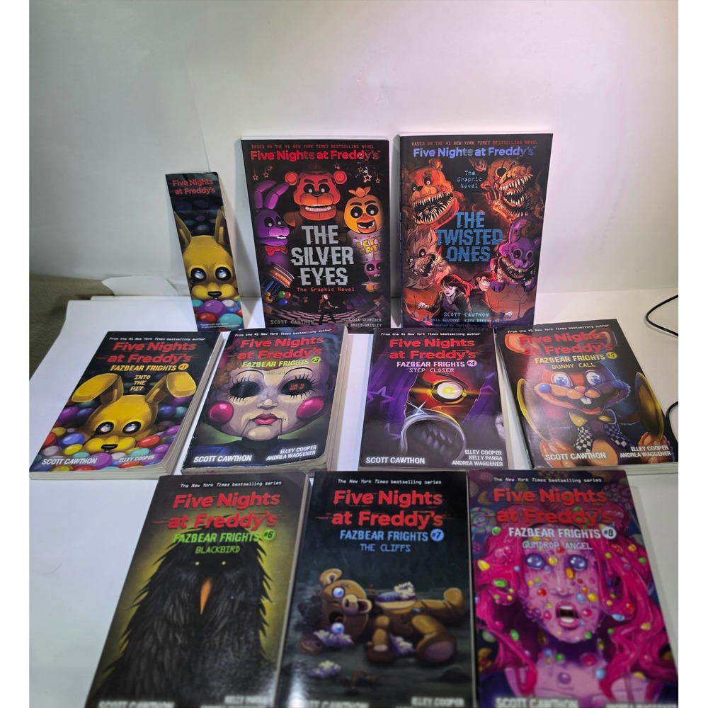 Five Nights at Freddys Book Lot 9 Fazbear Frights 1 3-8 Graphic Novels Cawthon